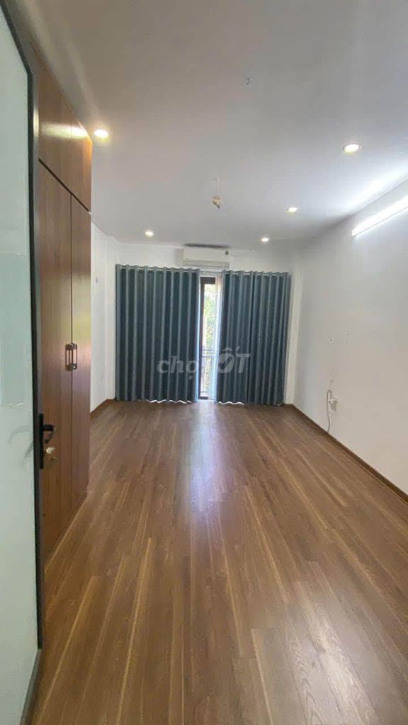 Дом в аренду 5 этажей Дай Донг, Винь Хунг, Хоанг Май, 3 спальни, 12 этаж