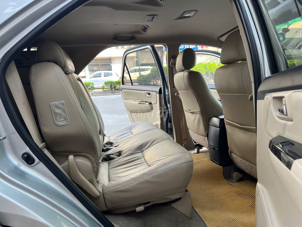 Toyota Fortuner 2.7V sx 2015 đk 2016 biển HN. Mua bán Ô tô tại Quận Long Biên Hà Nội được đăng bởi AUTO TÂN HƯNG THỊNH hình 18