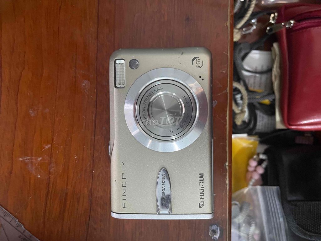 máy ảnh fujifilm finepix f30