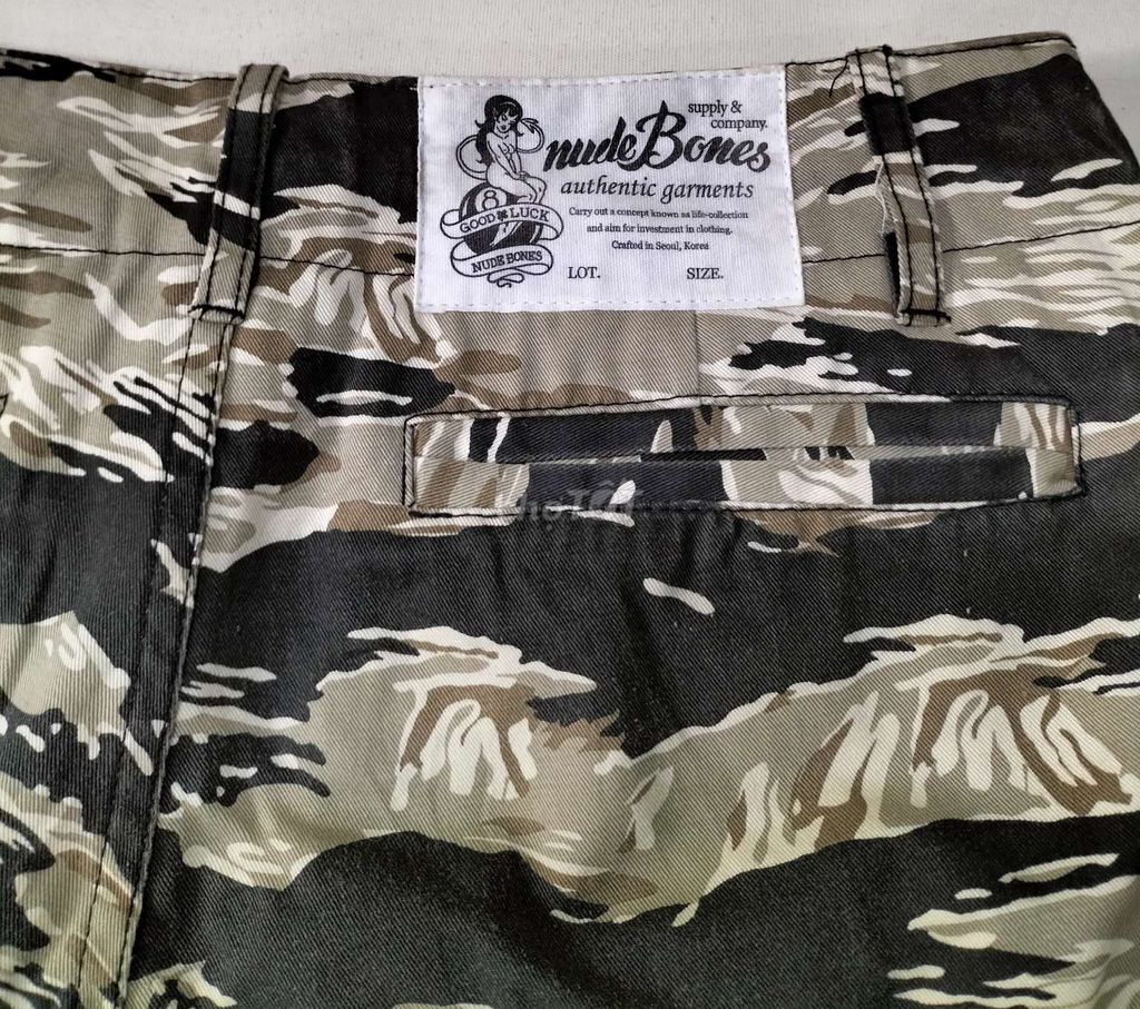 Quần Short Túi Hộp Tiger Camo Nude Bones