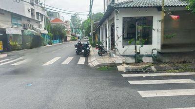 Căn góc khu họ Lê - 6x15m 