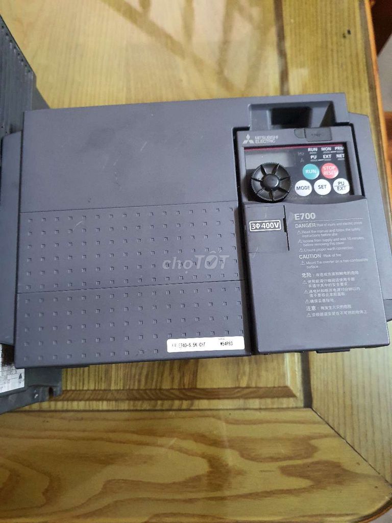 Biến tần mitsubishi E700