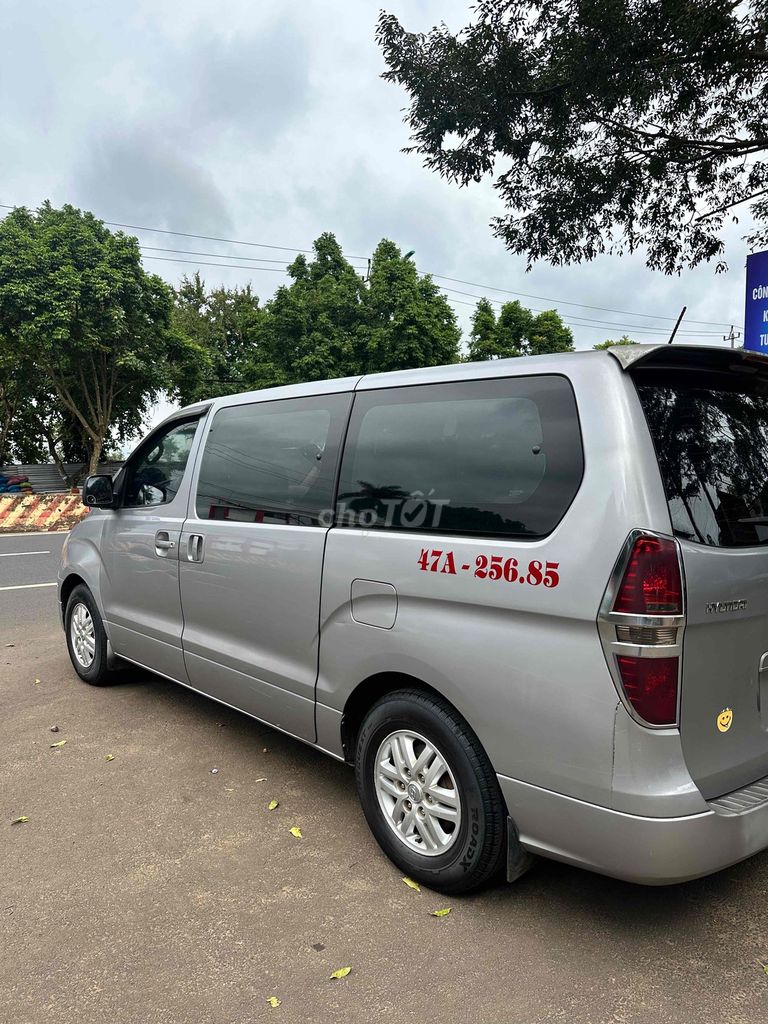 Hyundai Starex 2017 - 186000 km. Mua bán Ô tô tại Thành phố Buôn Ma Thuột Đắk Lắk được đăng bởi SALON ÔTÔ NGỌC ẨN hình 4
