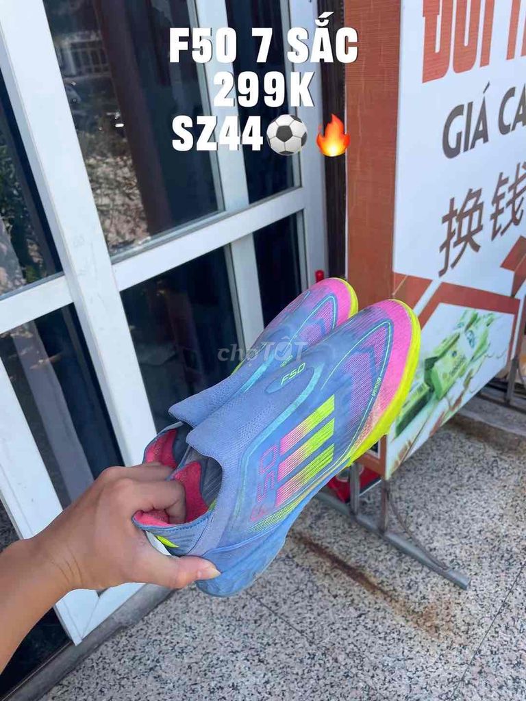 Giày đá bóng F50 7 Sắc Nam size 44. Mua bán Đồ thể thao, Dã ngoại tại Thành phố Móng Cái Quảng Ninh được đăng bởi hưng dz hình 1
