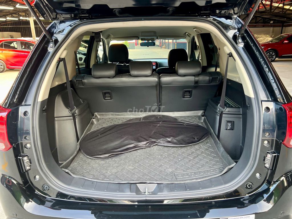 Mitsu Outlander 2020 2.0 CVT - 22,000 km Đẹp Keng. Mua bán Ô tô tại Quận Tân Phú Tp Hồ Chí Minh được đăng bởi Nguyên Xe Tốt OFFICIAL MALL hình 19