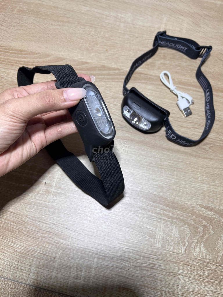 Đèn đội đầu đa năng màu Đen (1 cái). Mua bán Đèn tại Quận 10 Tp Hồ Chí Minh được đăng bởi Thieee hình 1
