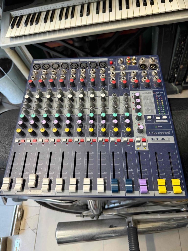 Bàn trộn âm thanh Soundcraft EFX8 Xanh Trung Quốc. Mua bán Tivi, Âm thanh tại Quận 7 Tp Hồ Chí Minh được đăng bởi Nguyễn trung tín hình 1