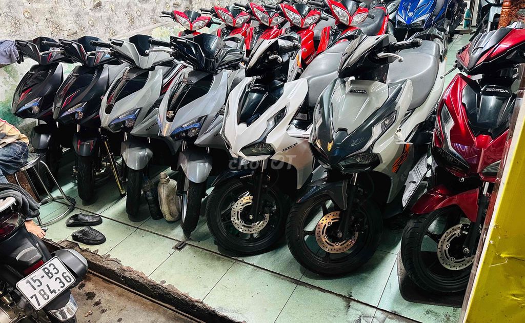 Распродажа скутеров SH, Vision, Air Blade и Grande 2012-2015, недорого