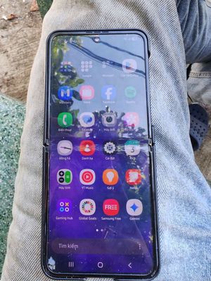 Cần bán lại chiếc điện thoại samsung zflip 4. Mua bán Điện thoại tại Quận Ngũ Hành Sơn Đà Nẵng được đăng bởi Thanh Lý Đồ Cũ 