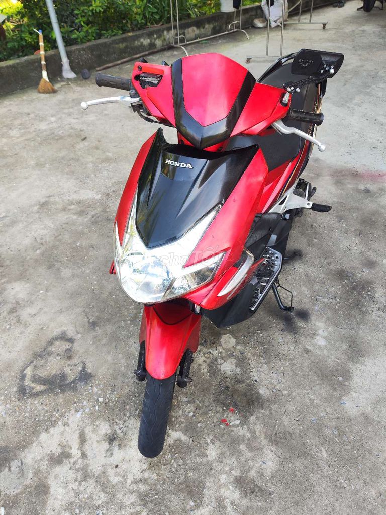 Honda Airblade 2009 красно-черный