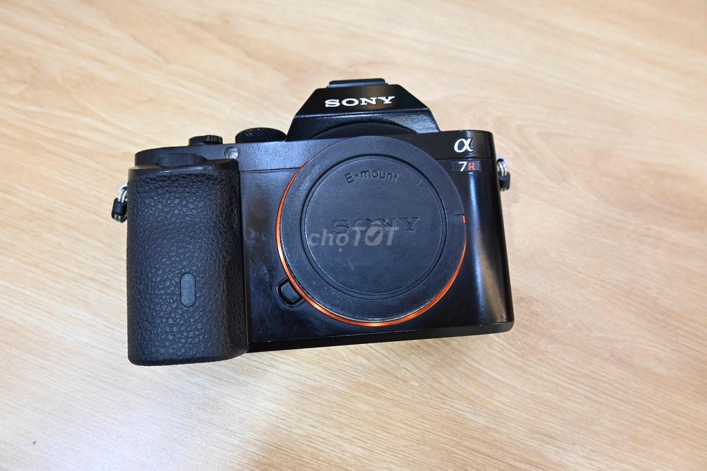 Máy ảnh Sony A7R Đẹp 11k. Mua bán Máy ảnh, Máy quay tại Quận Tân Bình Tp Hồ Chí Minh được đăng bởi Lê Thị Phương Thảo hình 1
