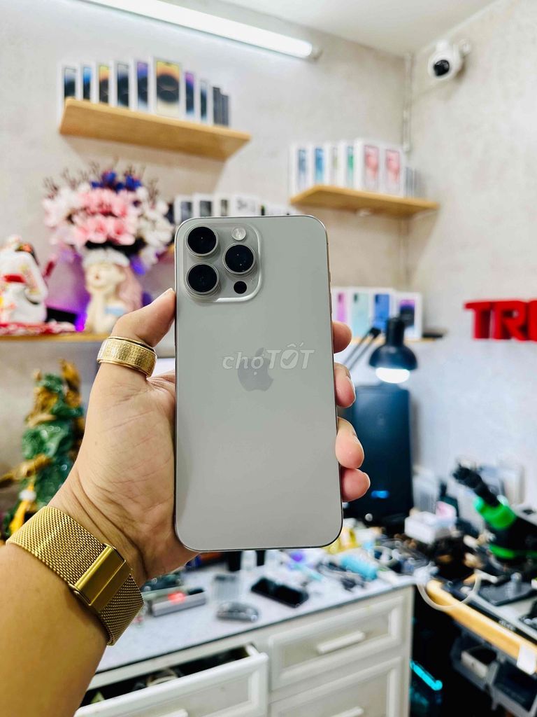 iPhone 15 Pro Max 1TB Xám. Mua bán Điện thoại tại Thành phố Long Xuyên An Giang được đăng bởi Trung Black Long Xuyên hình 1