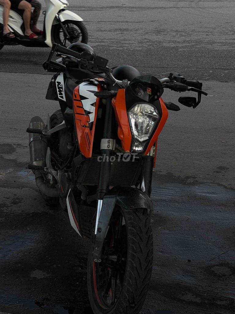Trải nghiệm xong cần bán KTM Duke 125 2015. Mua bán Xe máy tại Quận Hai Bà Trưng Hà Nội được đăng bởi Tuan Anh Nguyen hình 1
