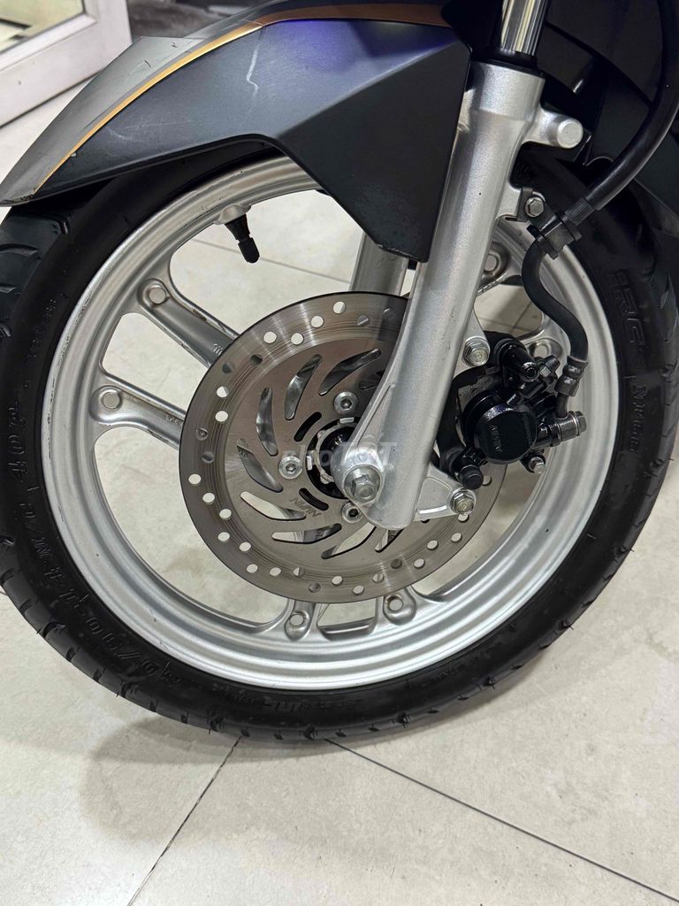 BÁN AIRBLADE PBĐB Fi 125/T12.2017 TRÙM MỀN,BSTP. Mua bán Xe máy tại Quận 3 Tp Hồ Chí Minh được đăng bởi Bích Chi hình 5