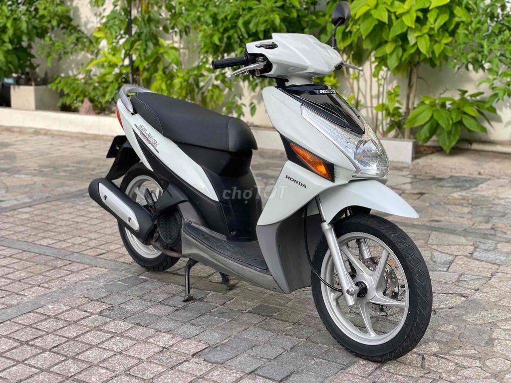 Click 2008 trả trc 5tr9 nhận xe có bảo hành máy. Mua bán Xe máy tại Quận 7 Tp Hồ Chí Minh được đăng bởi Dương Đạt hình 3