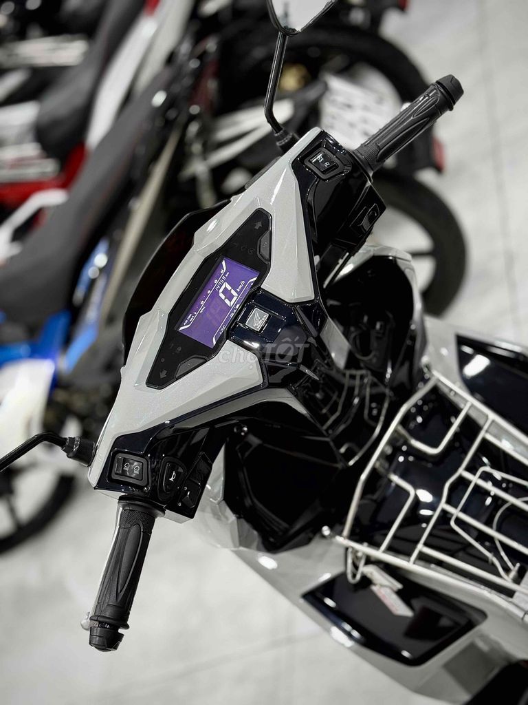 AirBlade125 4Val 2024 Lướt ( Hỗ trợ Trả GÓP ) 🔥🔥. Mua bán Xe máy tại Thị xã Phú Mỹ Bà Rịa - Vũng Tàu được đăng bởi Cửa Hàng Xe Máy Phú Mỹ hình 11