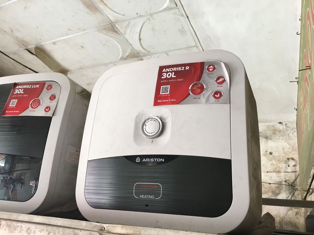 Bình nóng lạnh ariston 30R