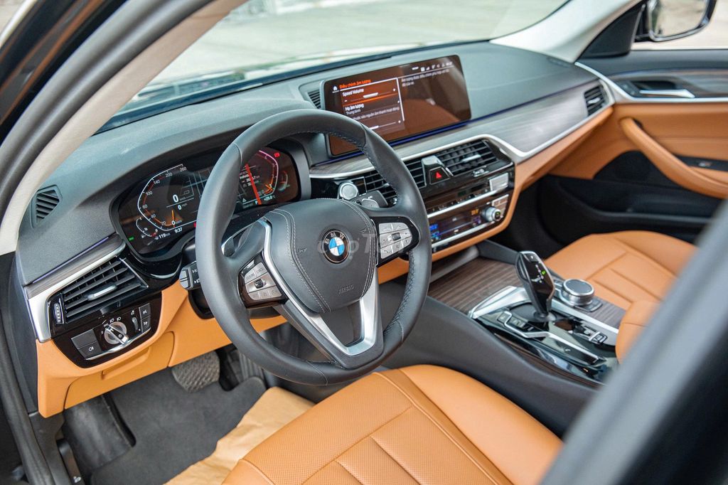 BMW 520I LUXURY LINE 2024. Mua bán Ô tô tại Quận Gò Vấp Tp Hồ Chí Minh được đăng bởi Đoàn Thuận hình 13