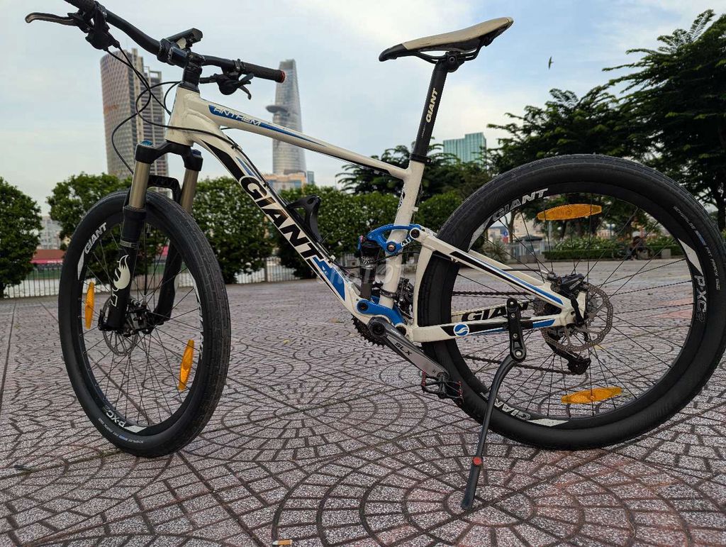 Xe đạp địa hình Giant Anthem 4.0. Mua bán Xe đạp tại Quận Tân Bình Tp Hồ Chí Minh được đăng bởi Thanh 65 hình 1