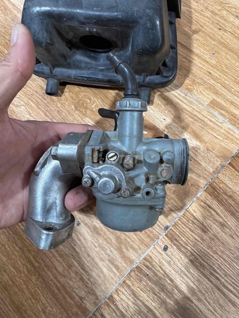 Bình xăng con zin  Wave @ 100. Mua bán Phụ tùng xe tại Quận 7 Tp Hồ Chí Minh được đăng bởi anh bảy hình 1