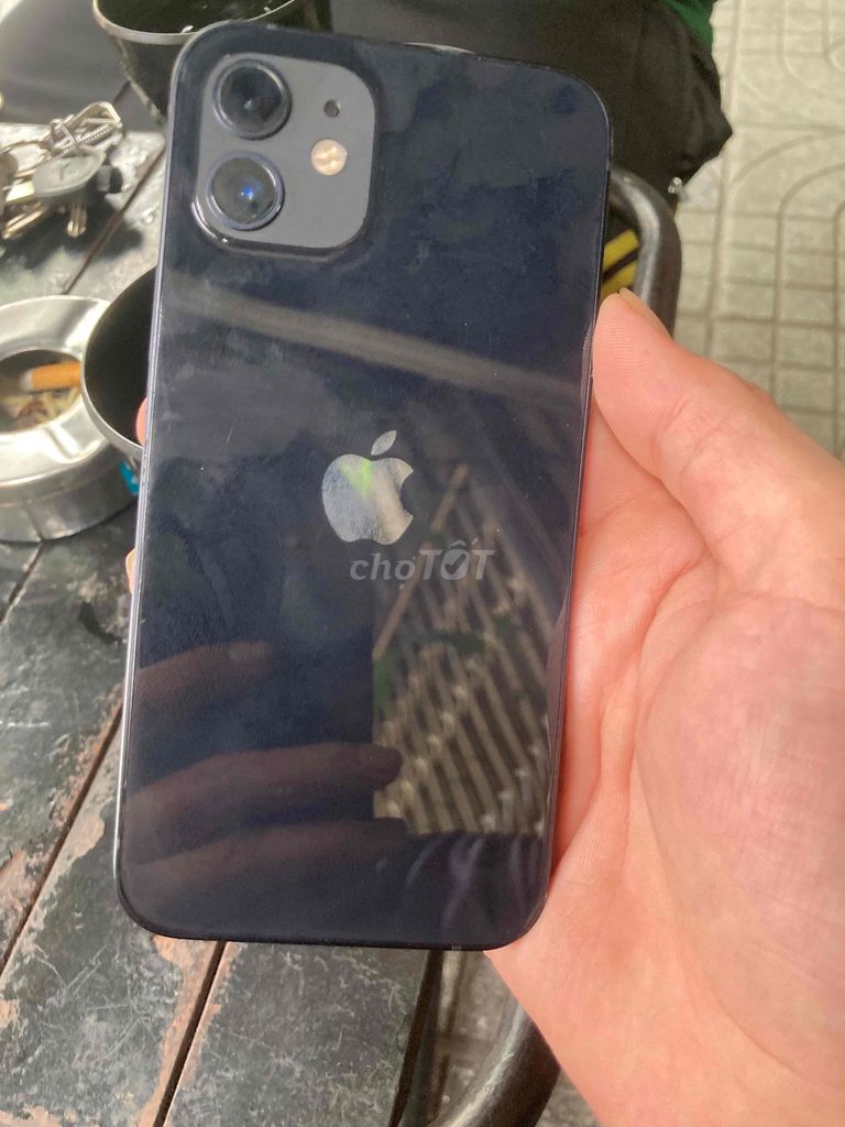 Apple iPhone 12 128GB Đen nhận giao lưu. Mua bán Điện thoại tại Quận 10 Tp Hồ Chí Minh được đăng bởi Nguyễn Văn Biết hình 1