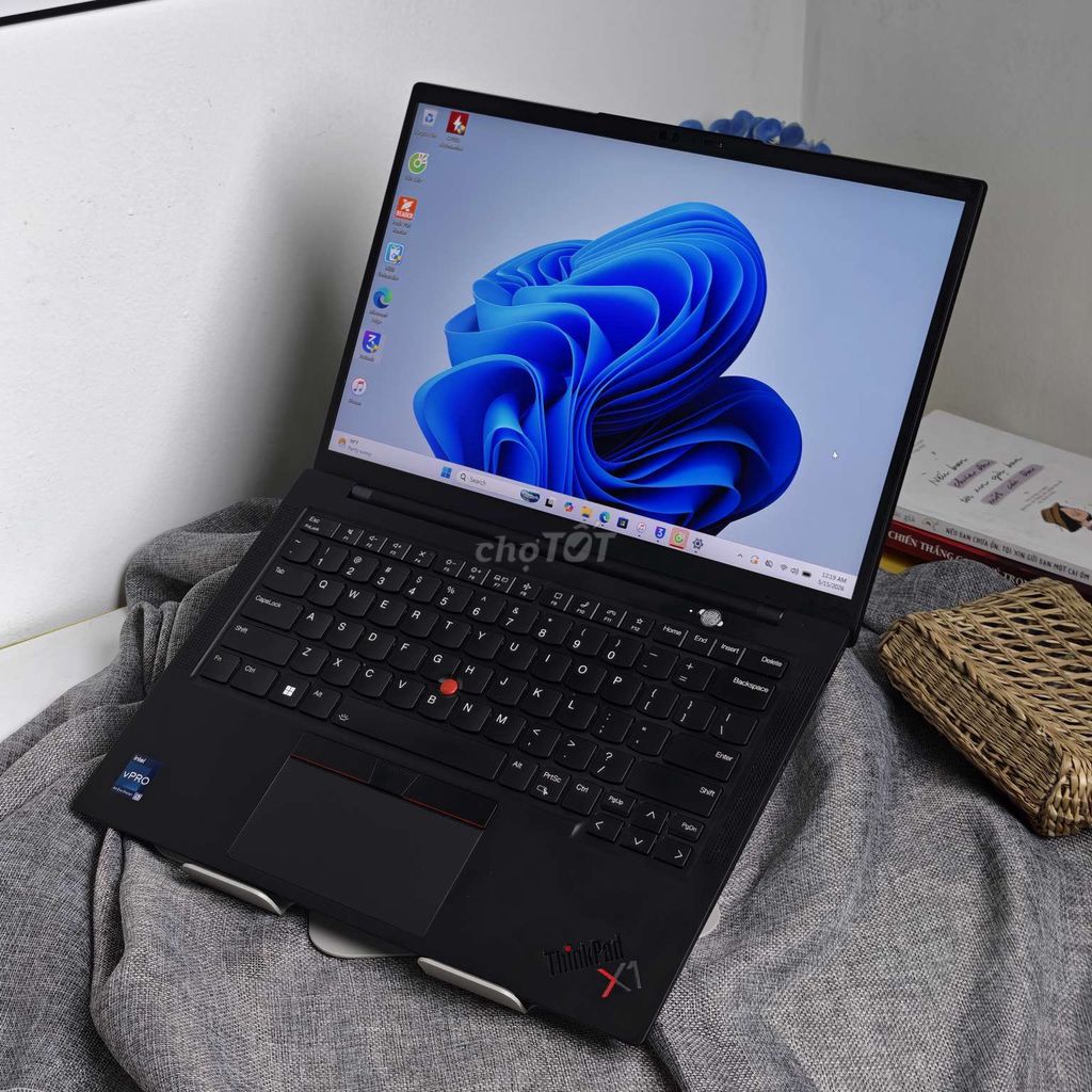 Lenovo X1 Carbon Gen 10 i7-1270P 32GB/512GB. Mua bán Laptop tại Thành phố Thủ Đức Tp Hồ Chí Minh được đăng bởi Di Động Zin Shop hình 1