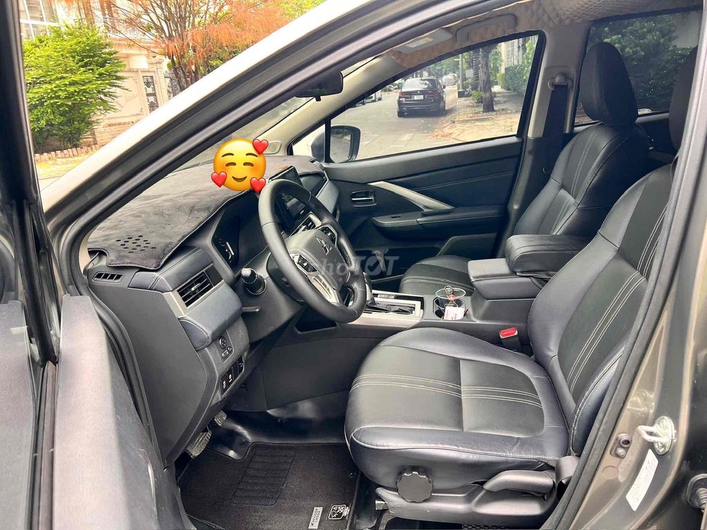 Xpander Cross 2023 màu Nâu - 31.000 km. Mua bán Ô tô tại Quận 7 Tp Hồ Chí Minh được đăng bởi A Hoàng hình 9