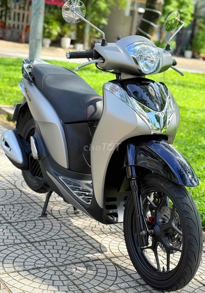 Shmode biển 43. khoá smartkey. Mua bán Xe máy tại Quận Sơn Trà Đà Nẵng được đăng bởi AN  chuyên mua bán xe máy cũ tại 386 ngô quyền sơn trà đà nẵng  BÁN XE TRẢ GÓP hình 4