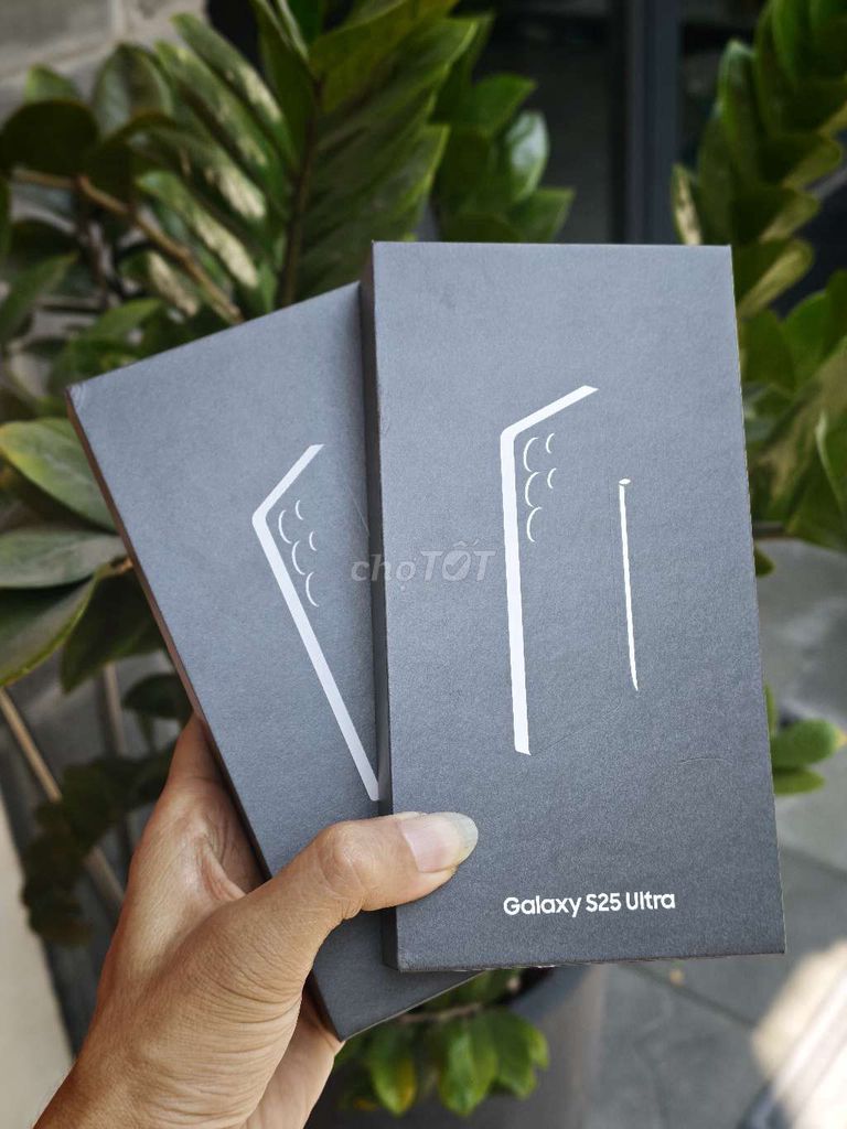 Samsung Galaxy S25 Ultra 256GB Mới. Mua bán Điện thoại tại Quận Hải Châu Đà Nẵng được đăng bởi Dphone Store l 368 Nguyễn Hoàng hình 1