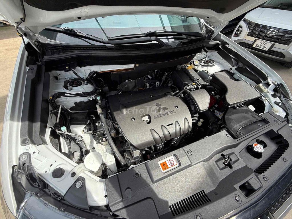 Mitsubishi Outlander CVT 2022 Trắng 77.000 Km. Mua bán Ô tô tại Thành phố Thủ Đức Tp Hồ Chí Minh được đăng bởi Long Auto Vạn Phúc hình 17