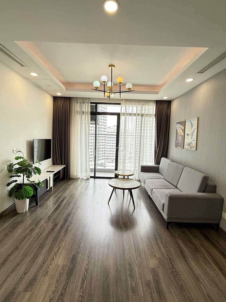 Аренда квартиры в ЖК Paragon Duy Tan, 3 спальни, с мебелью