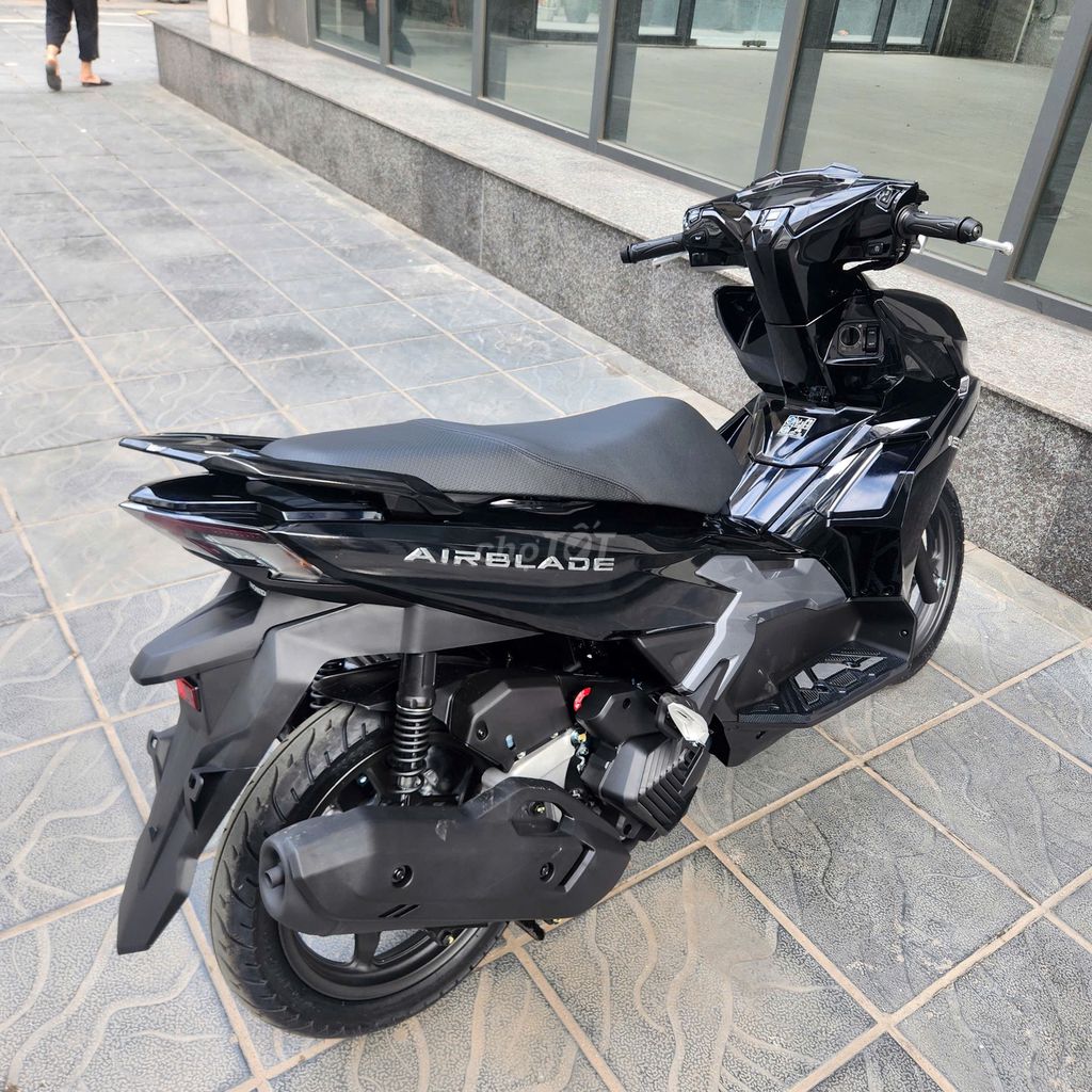 Xe tay ga Ariblade 125 mới 99% năm đăng ký 2025. Mua bán Xe máy tại Quận Hoàng Mai Hà Nội được đăng bởi Bình hình 1