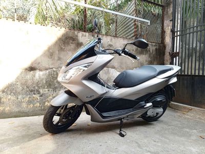 Honda PCX màu Bạc