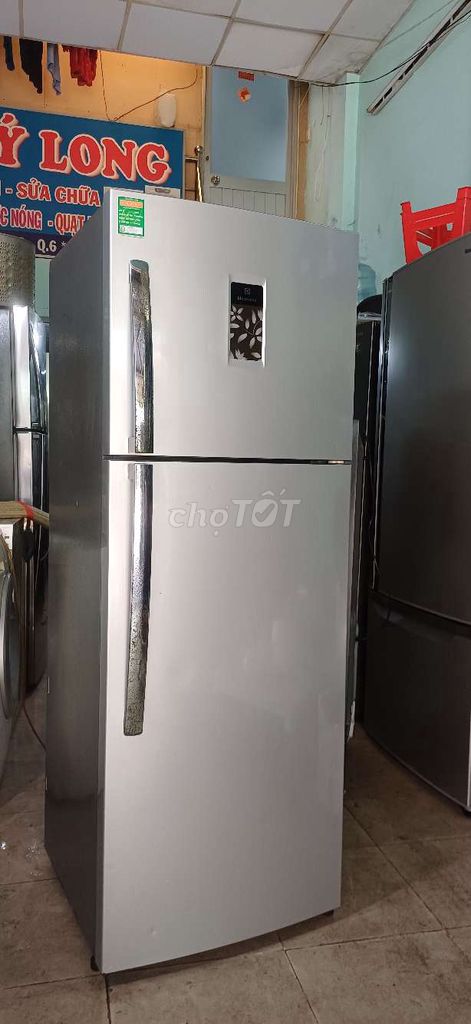 Tủ lạnh Electrolux 319 lít Bạc. Mua bán Tủ lạnh tại Quận 6 Tp Hồ Chí Minh được đăng bởi Anh Quý hình 1