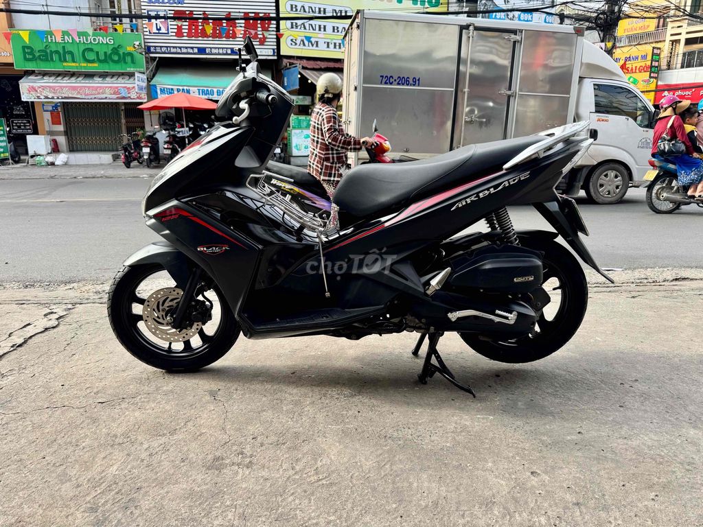 ❎❎ AB 125 đen nhám cuối 2014 rất đẹp có góp. Mua bán Xe máy tại Thành phố Biên Hòa Đồng Nai được đăng bởi XE MÁY CŨ THÀNH MỸ  hình 4