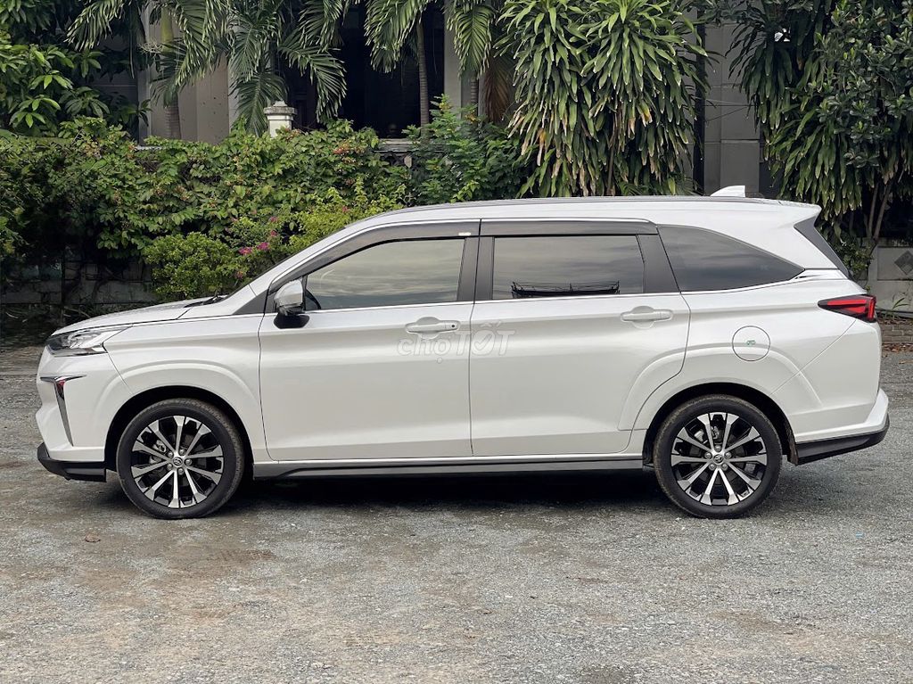 (Xe Hãng) Toyota Veloz Cross Top 2024  - 37000 km. Mua bán Ô tô tại Quận Tân Phú Tp Hồ Chí Minh được đăng bởi Đan Viên Toyota Tân Phú  hình 3