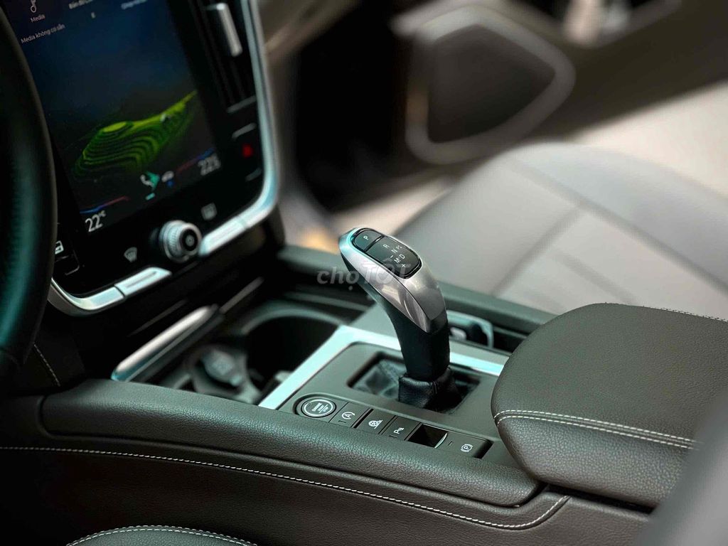 🌸 𝐕𝐈𝐍𝐅𝐀𝐒𝐓 𝐋𝐔𝐗 𝐒𝐀 𝟐.𝟎 𝐓𝐮𝐫𝐛𝐨 𝐌𝐎𝐃𝐄𝐋 𝟐𝟎𝟐𝟎 - Siêu Đẹp. Mua bán Ô tô tại Thành phố Thủ Đức Tp Hồ Chí Minh được đăng bởi Tấn Lợi  hình 8