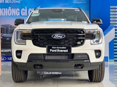Ford Everest Sport xe sẵn giao ngay