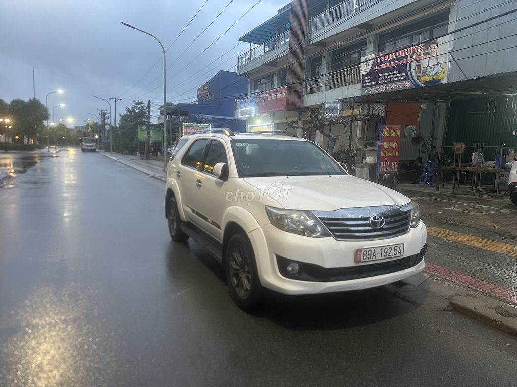 Toyota Fortuner 2015 - 239000 km. Mua bán Ô tô tại Quận Long Biên Hà Nội được đăng bởi Đào quang hiếu hình 2