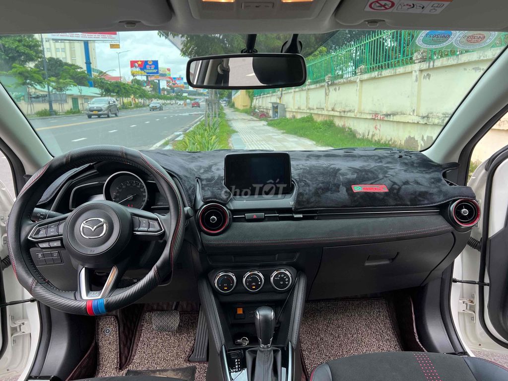 Mazda 2 2024 Premium - 10000 km. Mua bán Ô tô tại Quận Phú Nhuận Tp Hồ Chí Minh được đăng bởi Sang hình 10