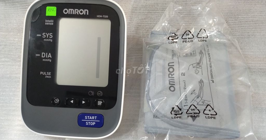 Máy đo huyết áp bắp tay Omron HEM 7320 - xtay Nhật