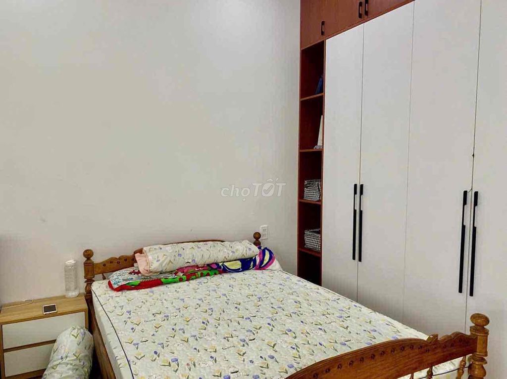 Furnished 2-storey house near the beach off Trần Văn Dư — photo 3