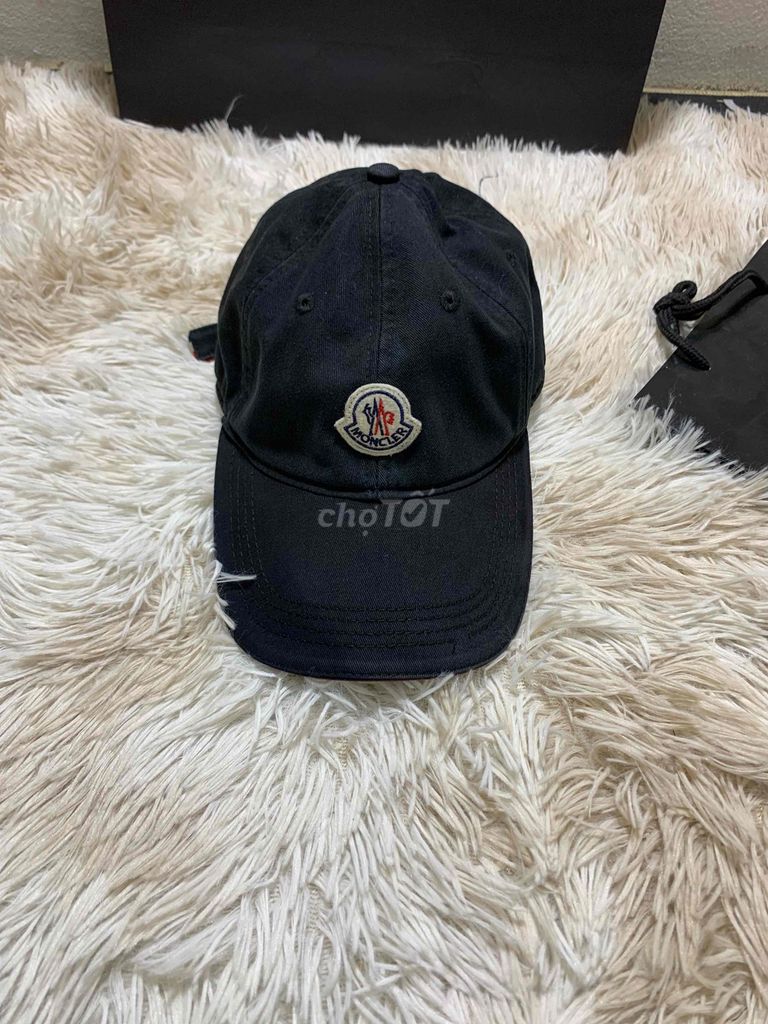 nón MONCLER chính hãng