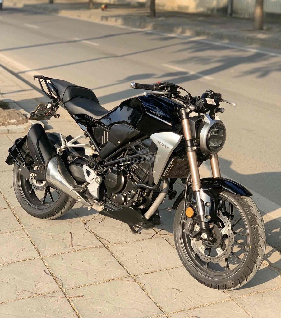 HONDA CB300R motor pkl         Xe vừa đăng. Mua bán Xe máy tại Quận Cầu Giấy Hà Nội được đăng bởi Tong motor xe may hình 10