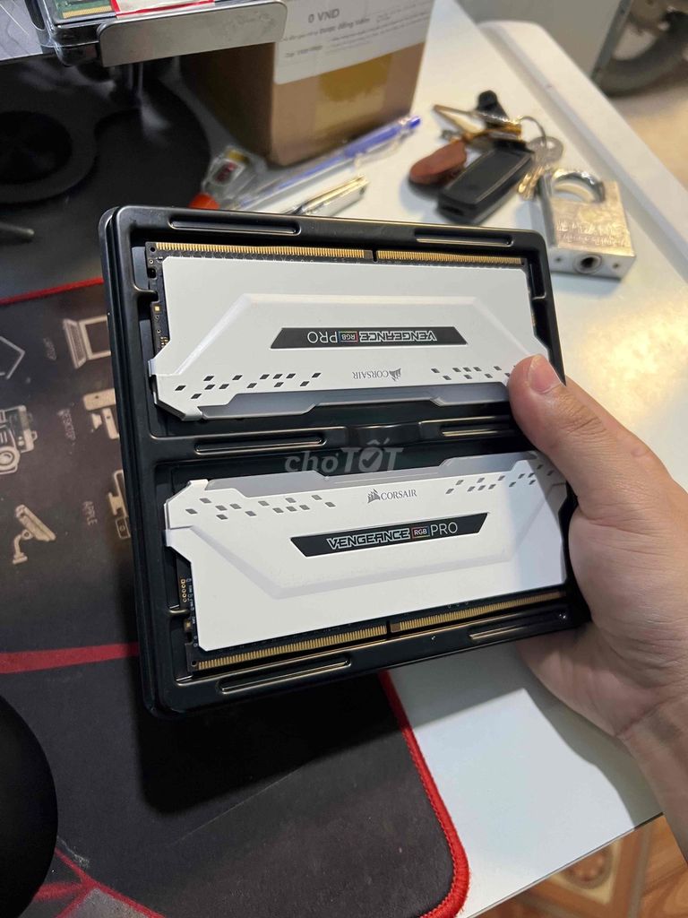 RAM Corsair Vengeance RGB Pro 8GB. Mua bán Linh kiện (RAM, Card...) tại Quận Liên Chiểu Đà Nẵng được đăng bởi Hồ Nguyễn Đăng Khoa hình 1