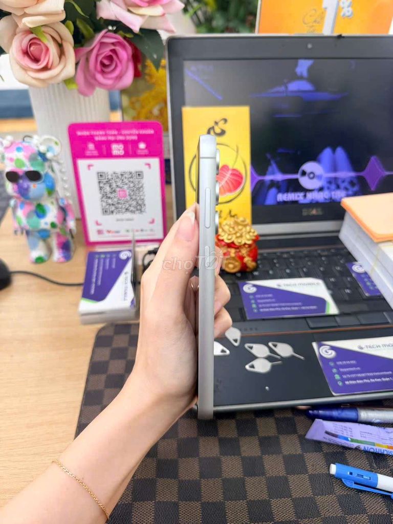 Samsung Galaxy S23 FE 8GB/128GB Bạc. Mua bán Điện thoại tại Quận 10 Tp Hồ Chí Minh được đăng bởi Minh phương hình 1