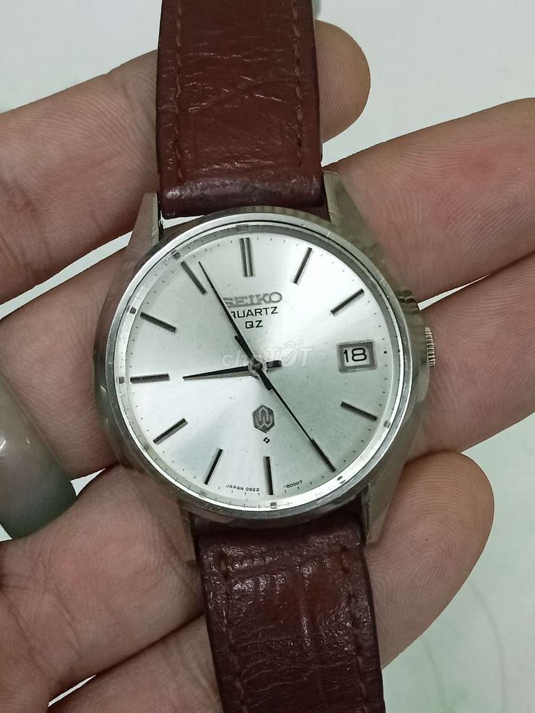 Đồng hồ quartz Seiko