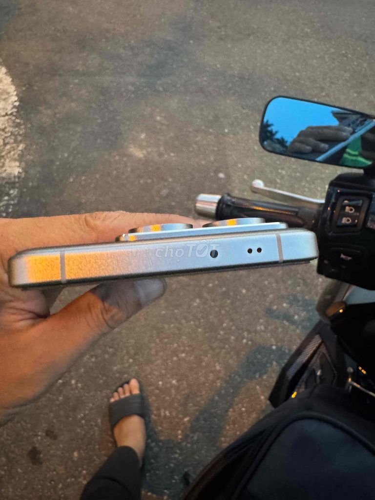 Xiaomi 14T Pro Bạc. Mua bán Điện thoại tại Quận Liên Chiểu Đà Nẵng được đăng bởi David Dũng hình 1