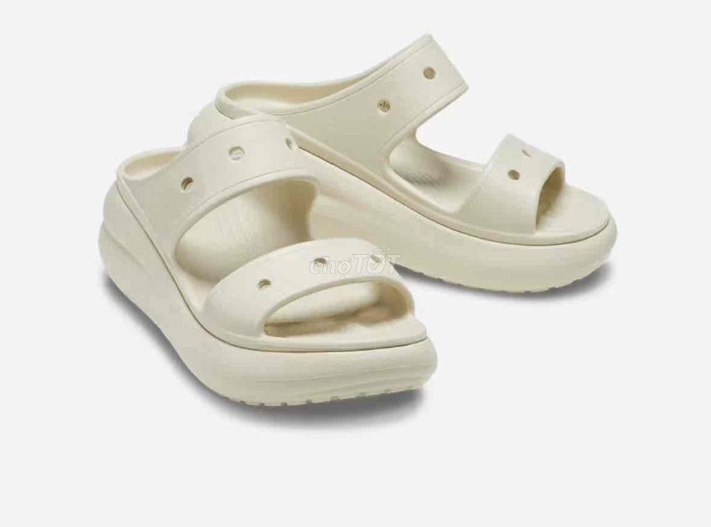 Dép Crocs Classic Crush Unisex Be size 39. Mua bán Giày dép tại Quận 7 Tp Hồ Chí Minh được đăng bởi Thảo Anh hình 1