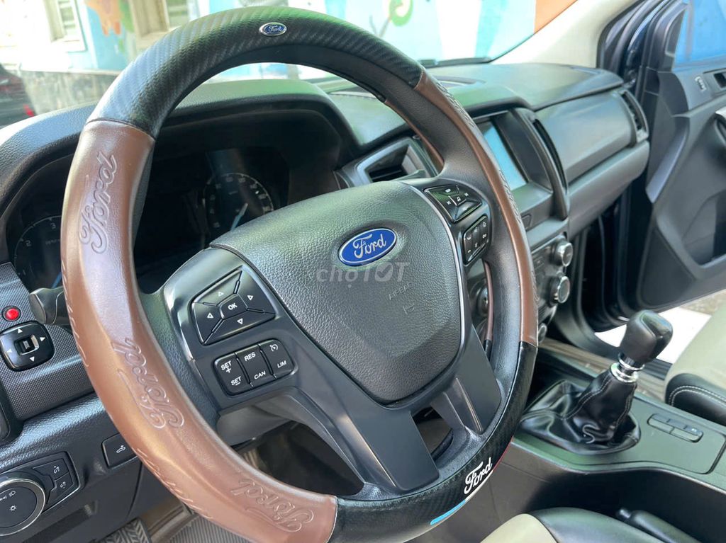 Ranger số sàn cực đẹp 2020 nhập Thái Lan. Mua bán Ô tô tại Quận 11 Tp Hồ Chí Minh được đăng bởi Phutungotoson hình 13